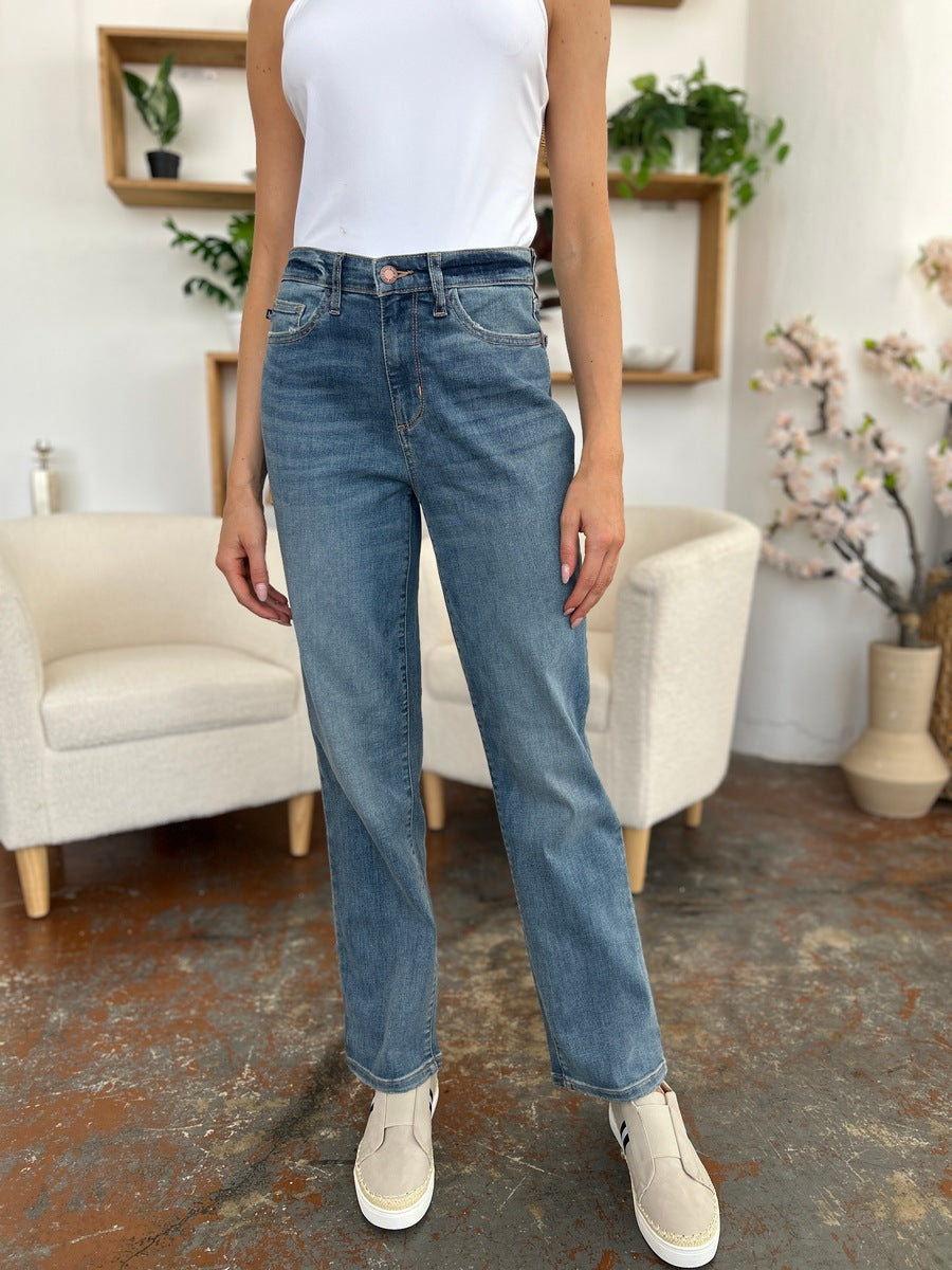 Judy Blue Full Size High Waist Straight Jeans (D)